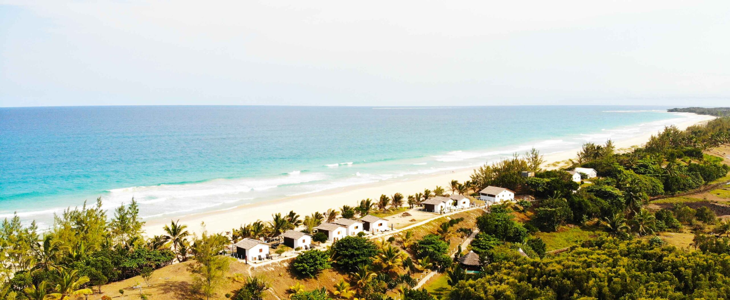 La-plus-grande-plage-de-l’île-Sainte-Marie-à-Madagascar Ecolodge Hotel l'île Sainte Marie Madagascar